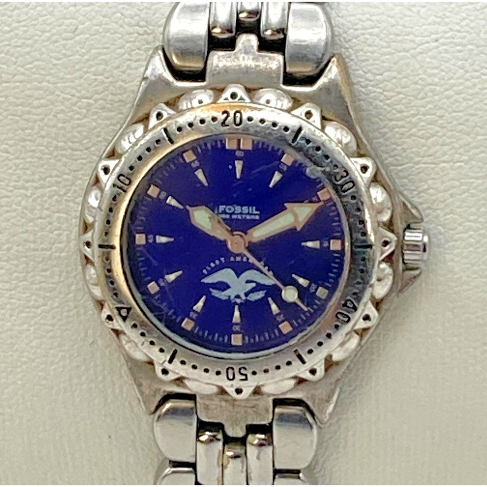 Fossil Women's Watch 29mm Silver Tone Blue Dial First American WR New Battery 7"